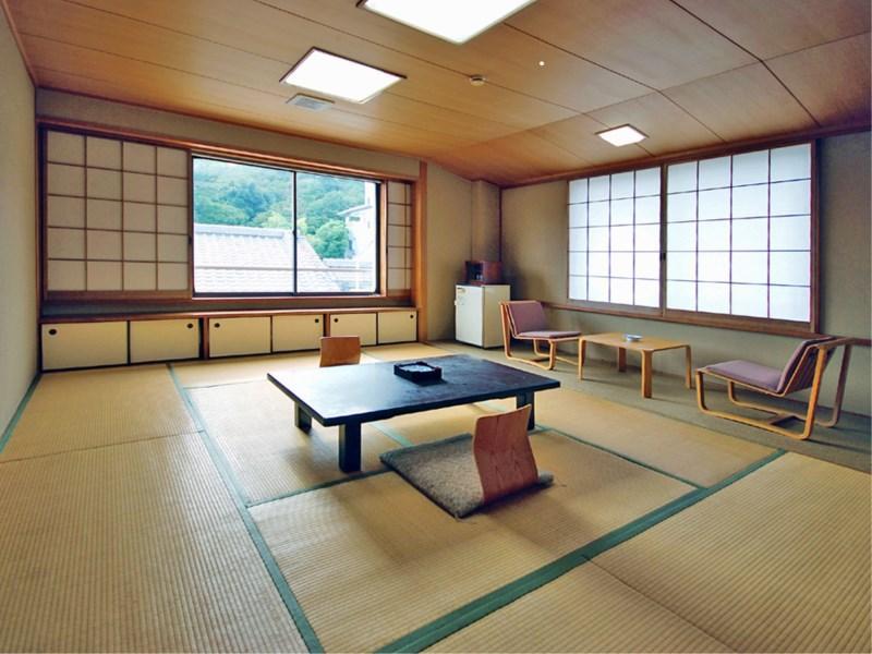Nakamasu Ryokan Такео Екстериор снимка